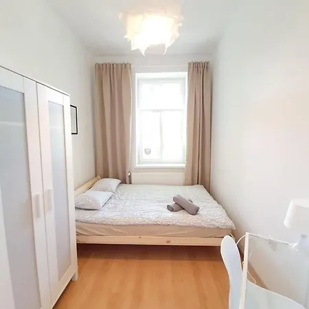 Pokoje 10 Minut Do Monciaka Apartman